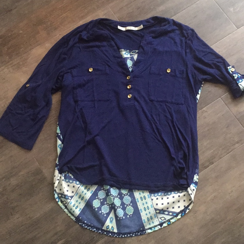 Gibson mixed media top